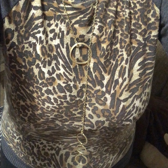 2/$25 Chico’s Geometric gold tone chain host pick! - Picture 5 of 8